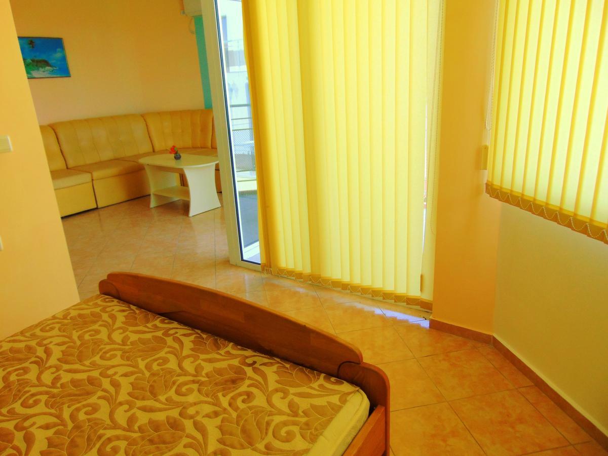 Cristal Hotel ラヴダ エクステリア 写真
